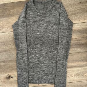 Lululemon Swiftly Tech Long Sleeve Crew Heathered Slate size 4